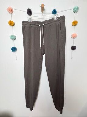 MATE The Label Organic Cotton Gray Sweats